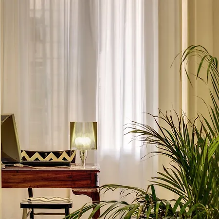 Affittacamere In Stanza 4*